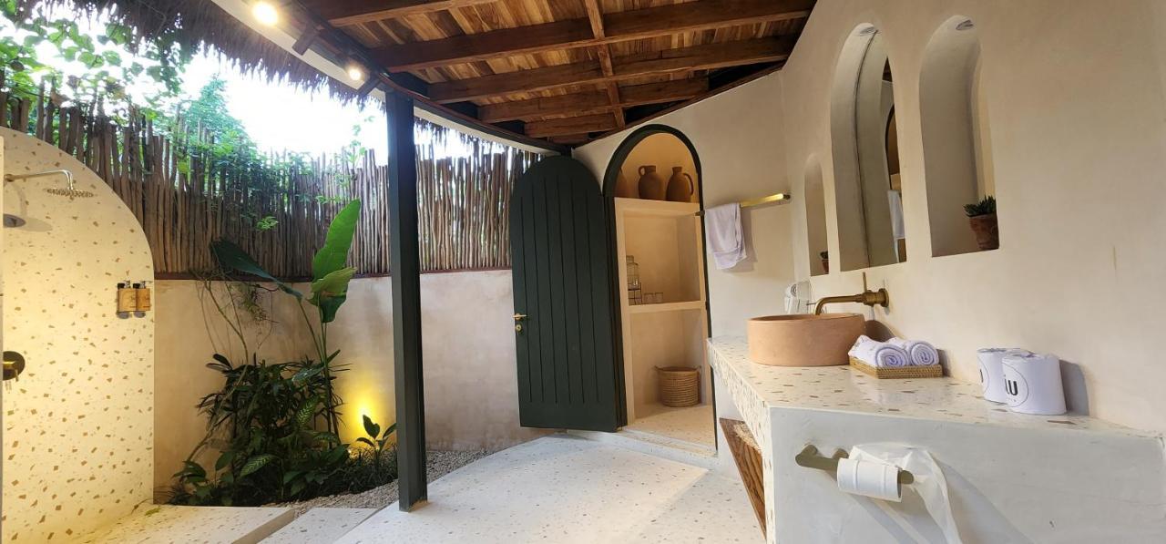 Tiu Oasis Lombok Hotel Kuta  Buitenkant foto