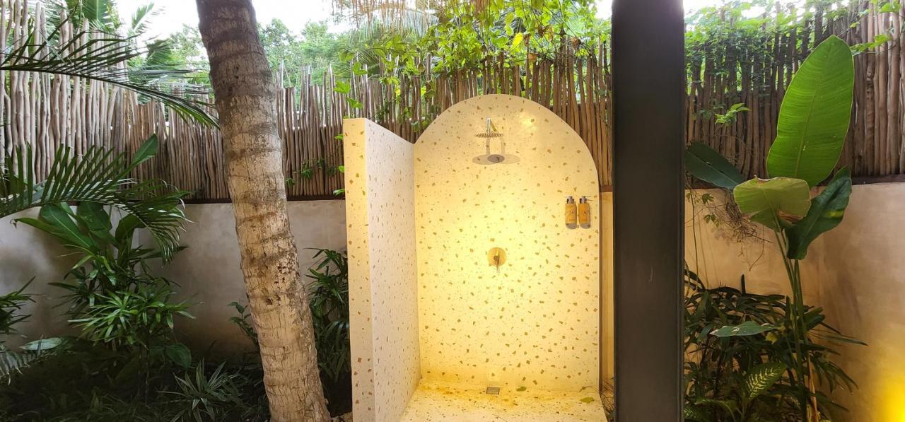 Tiu Oasis Lombok Hotel Kuta  Buitenkant foto